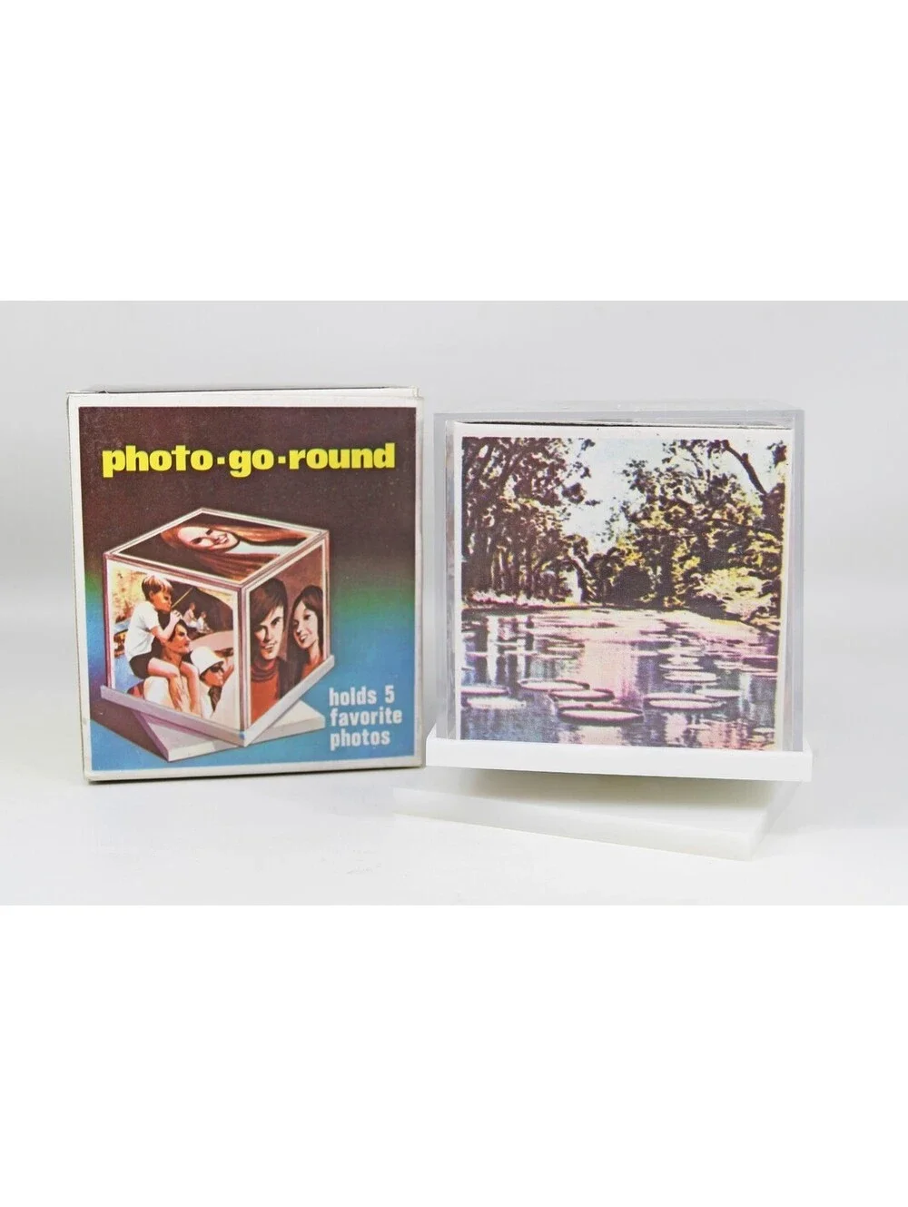 VTG 1970s Acrylic Photo Cube Frame Photo Go Round for 3 3/4